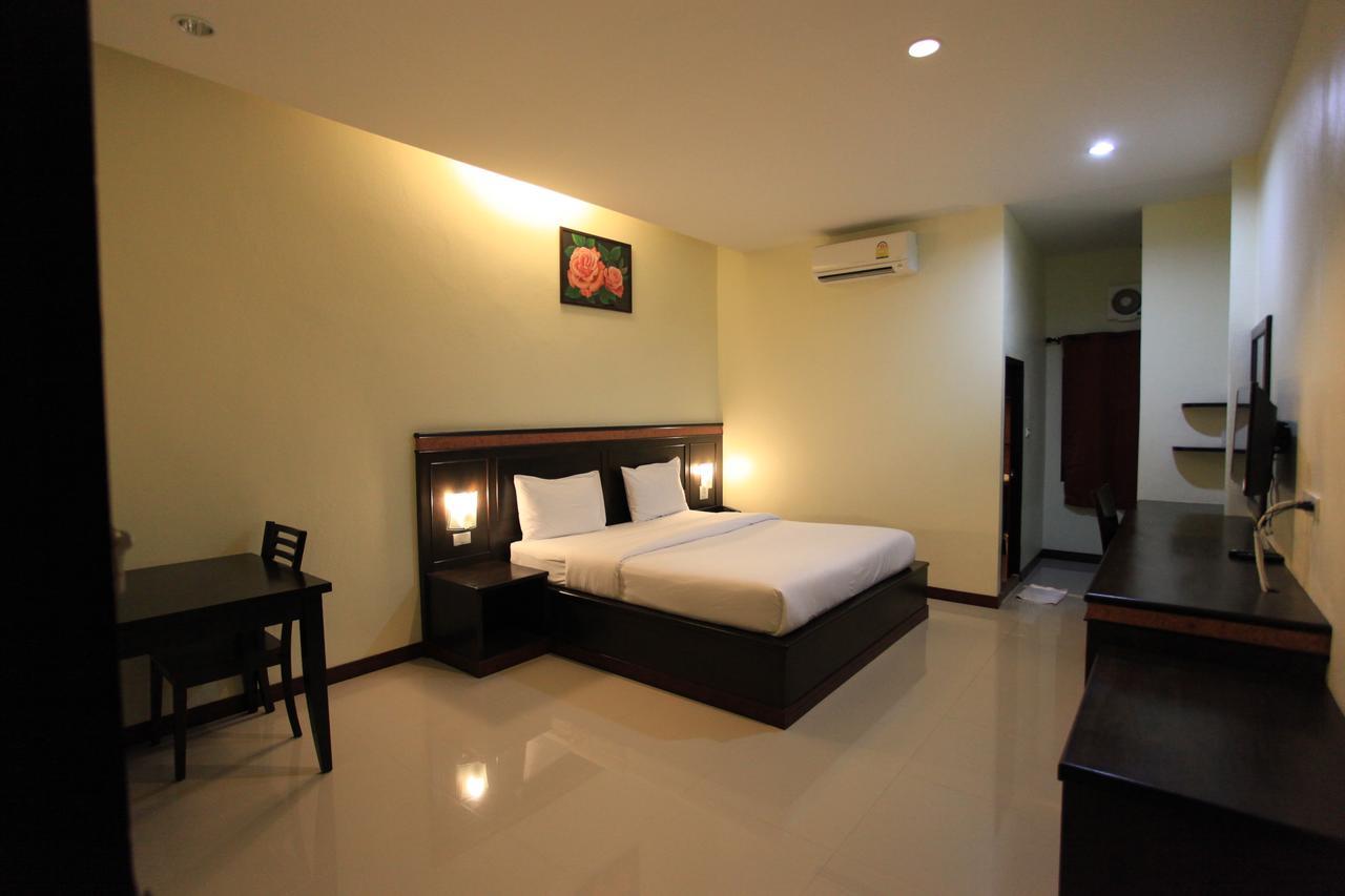 Room Place Chumphon Eksteriør bilde